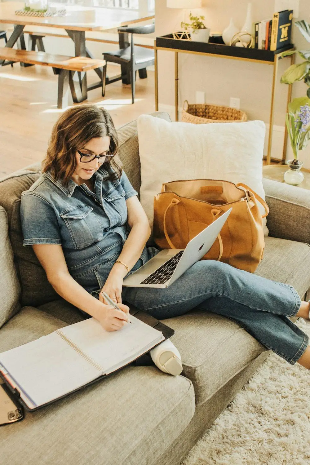 Choosing Relevant Topics